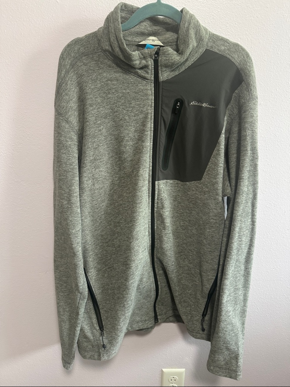 Eddie Bauer Men's Light Gray Zip-Up Sweater Jacket with Dark Gray Chest Panel